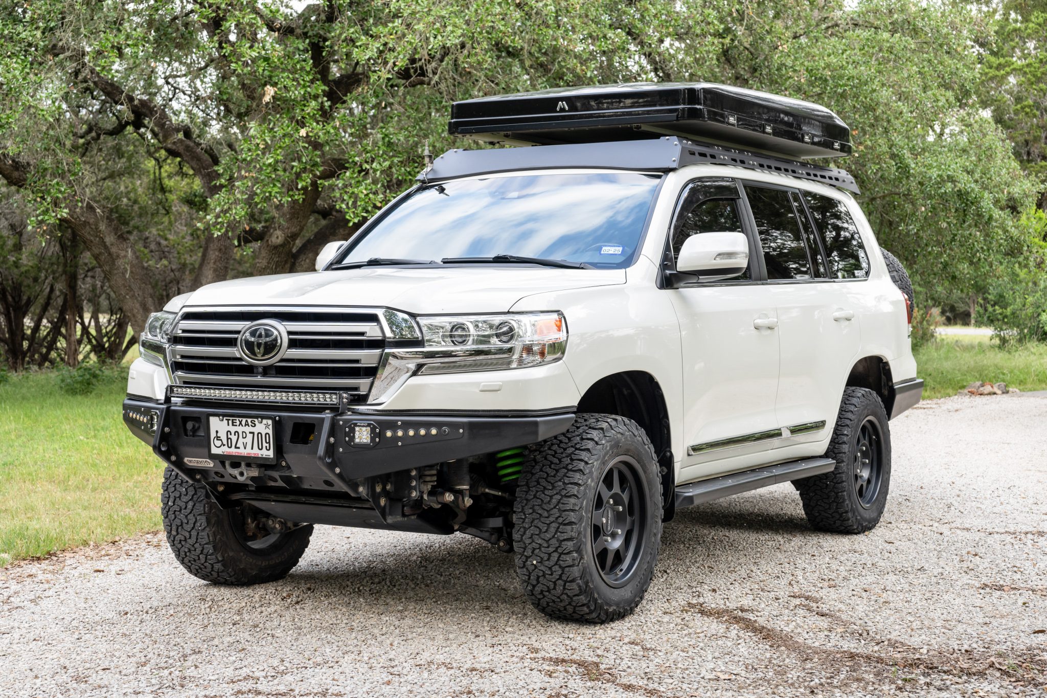 Used Modified 2016 Toyota Land Cruiser URJ200 Review