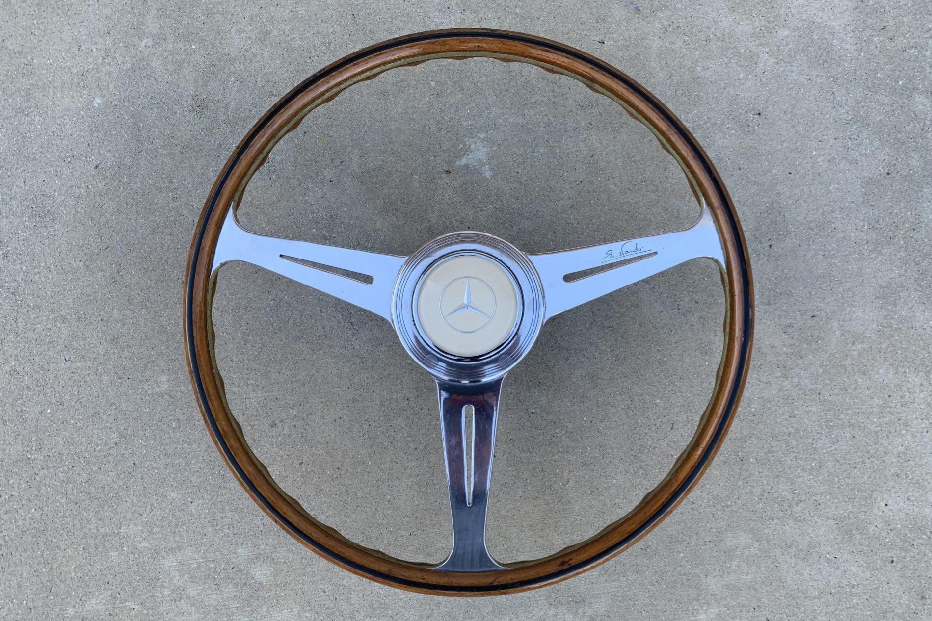 Used Nardi-Personal Steering Wheel for Mercedes-Benz 300SL Review
