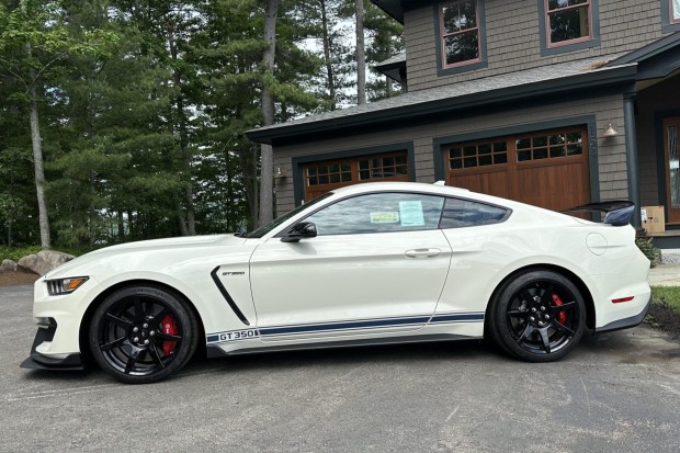 No Reserve: 448-Mile 2020 Ford Mustang Shelby GT350R Heritage Edition