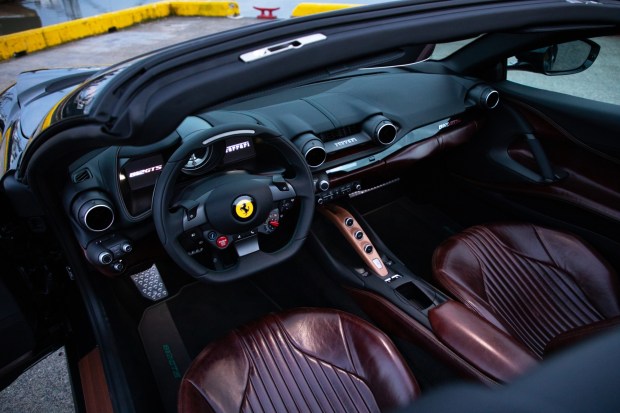 2023 Ferrari 812 GTS