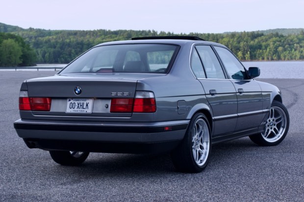 No Reserve: 1992 BMW 525i 5-Speed