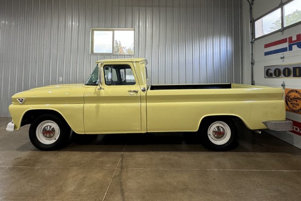 No Reserve: 1962 GMC 1000 Wide-Side Pickup 4-Speed