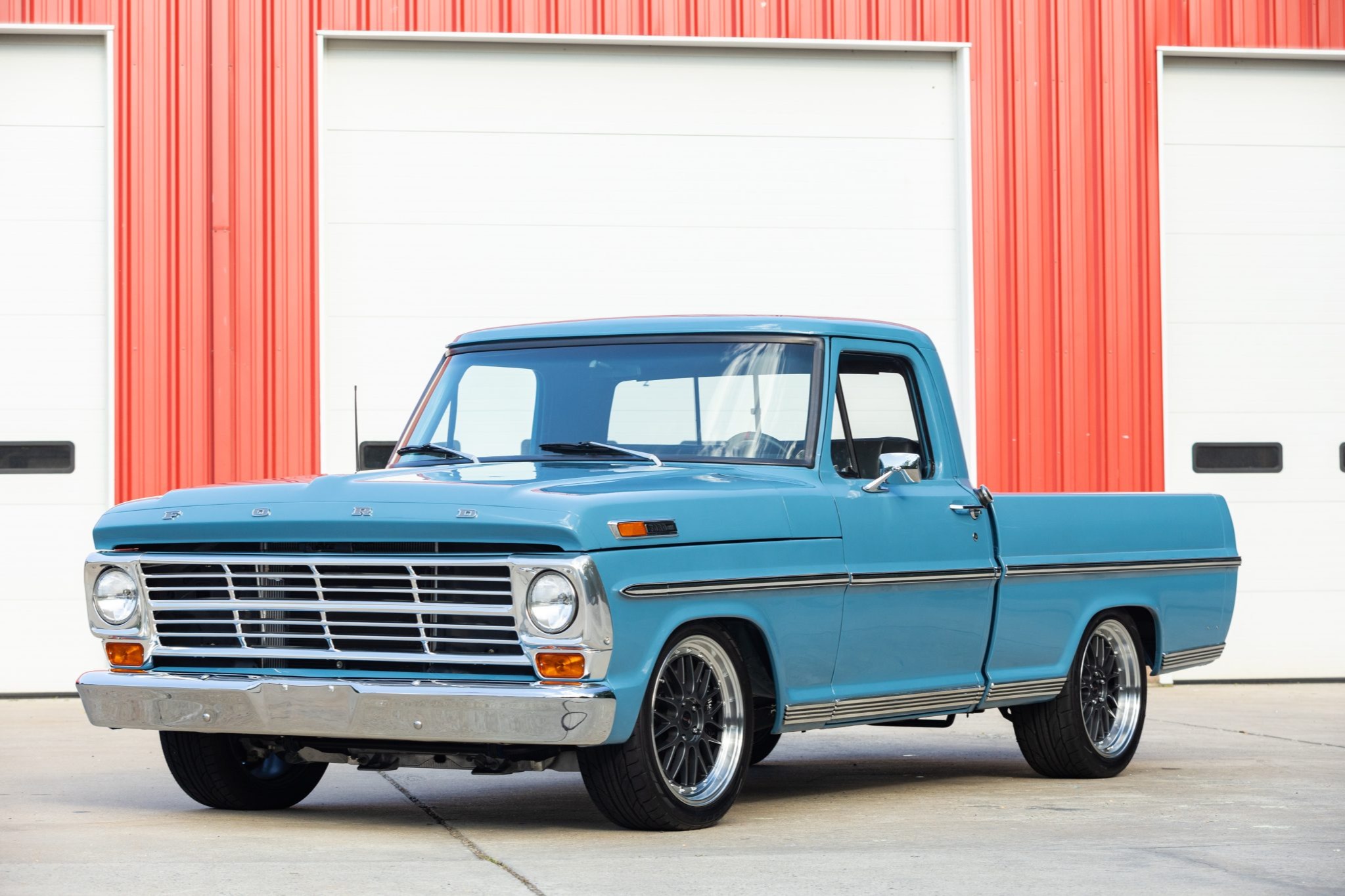 Used Coyote-Powered 1969 Ford F-100 6-Speed Review
