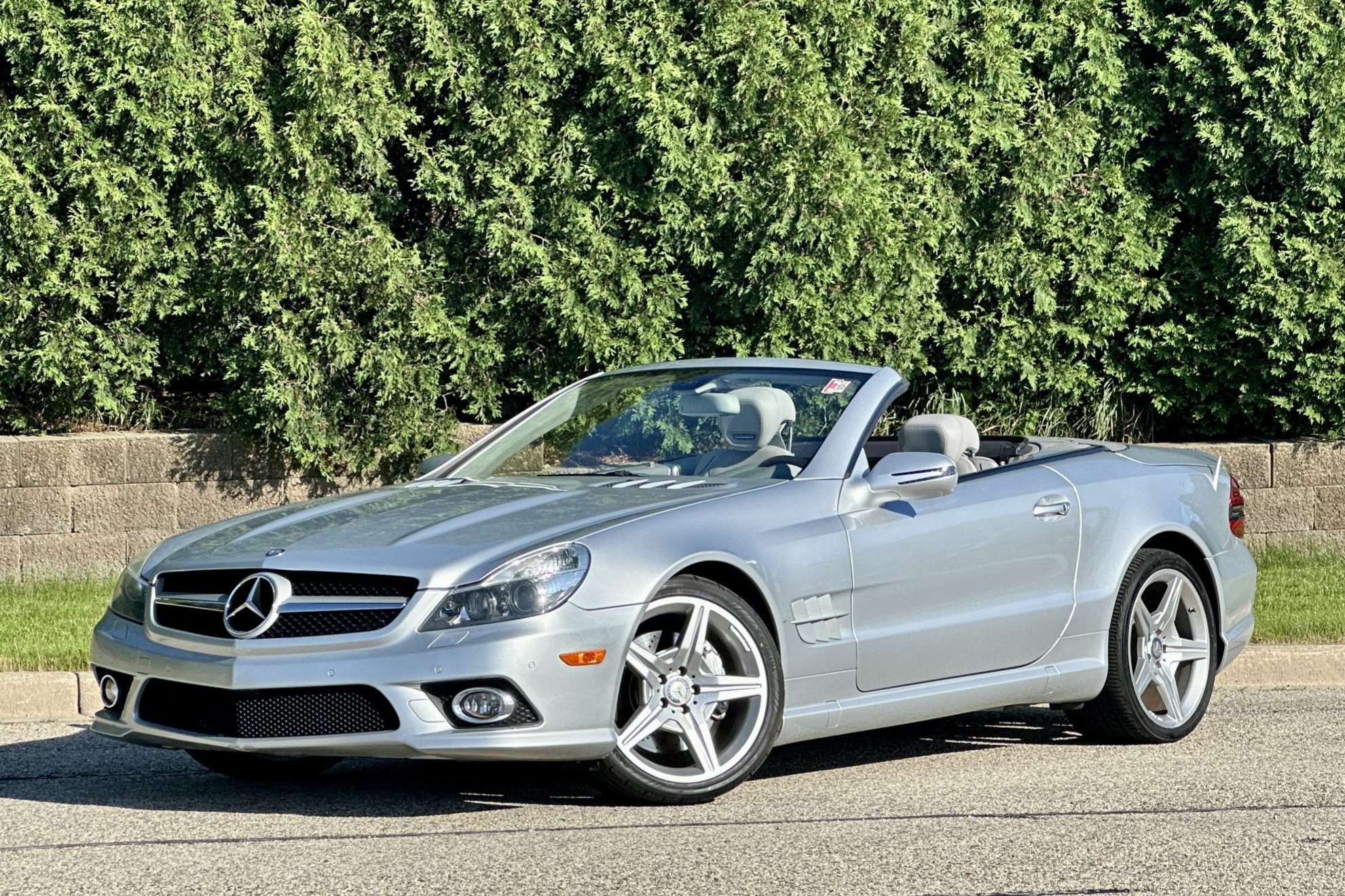 Used 35k-Mile 2011 Mercedes-Benz SL550 Review