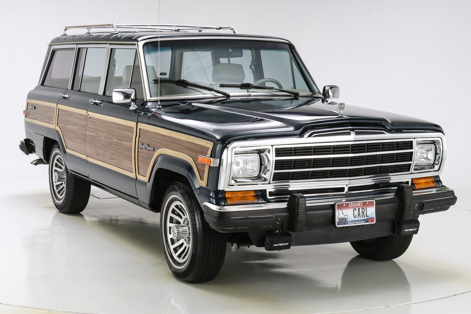 Used 1989 Jeep Grand Wagoneer Review