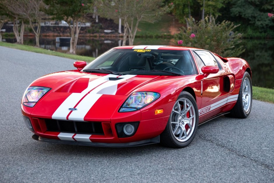 2,300-Mile 2006 Ford GT