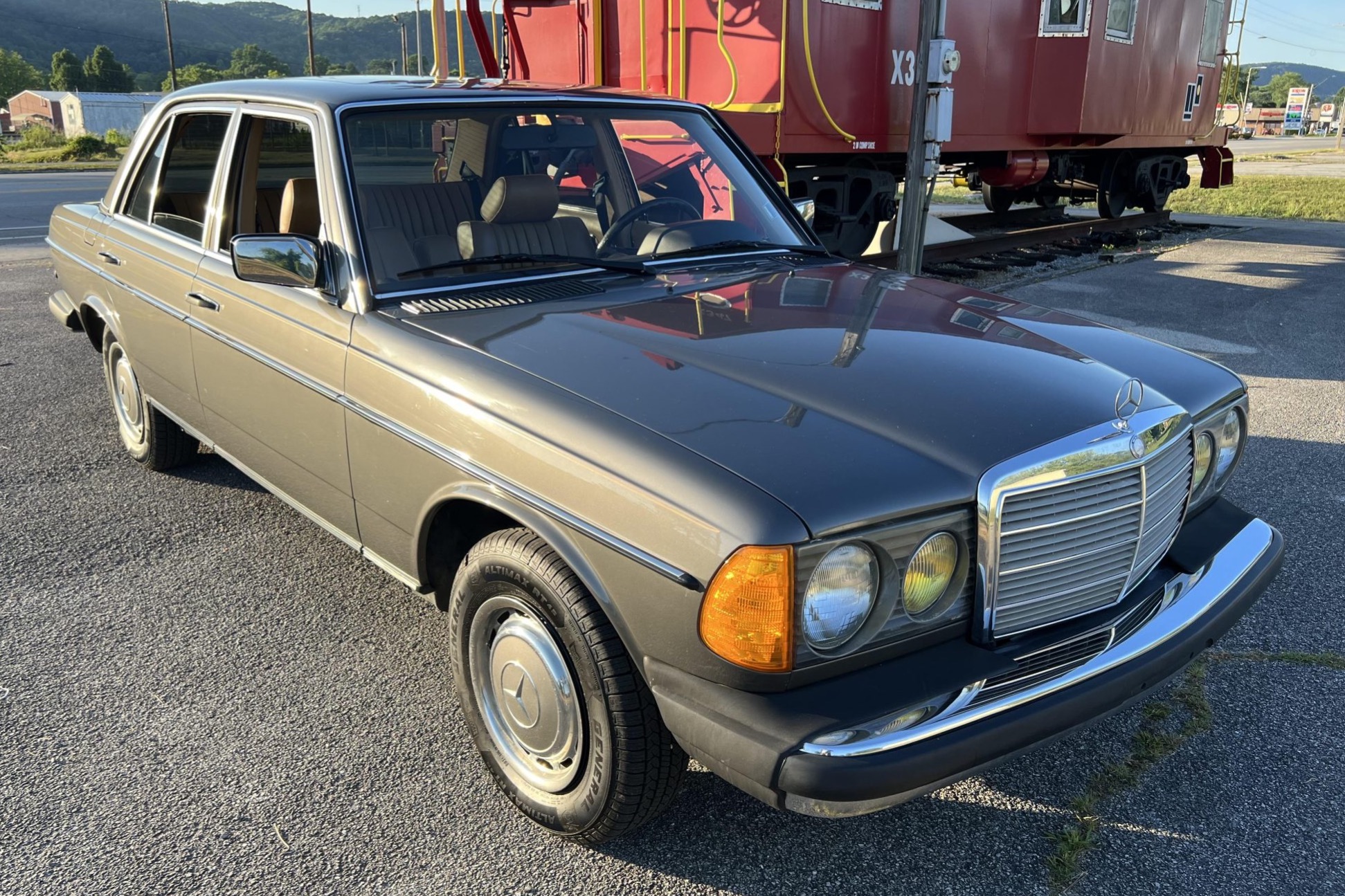 Used 1985 Mercedes-Benz 300D Turbo Review