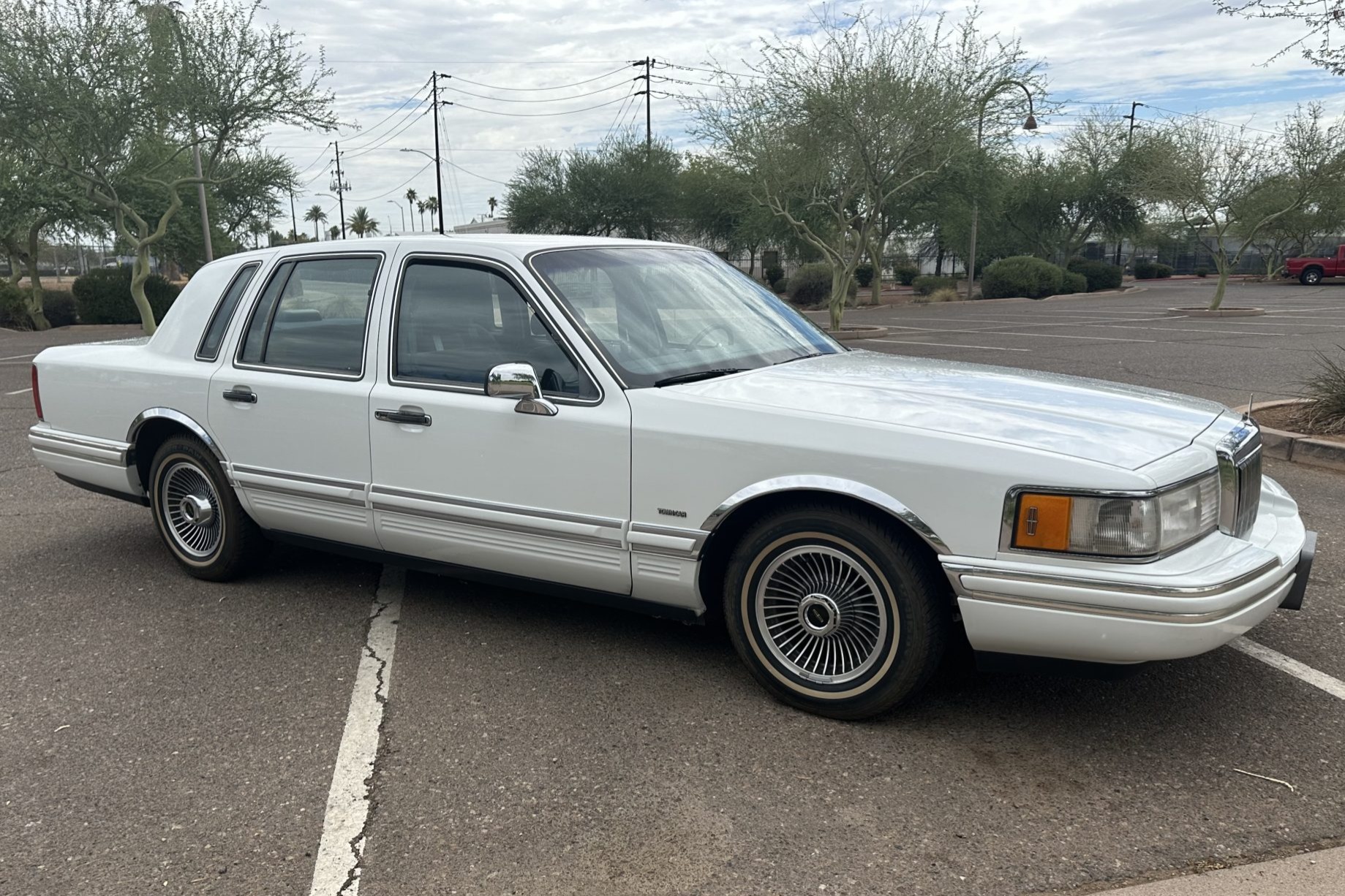Used 1991 Lincoln Town Car Review