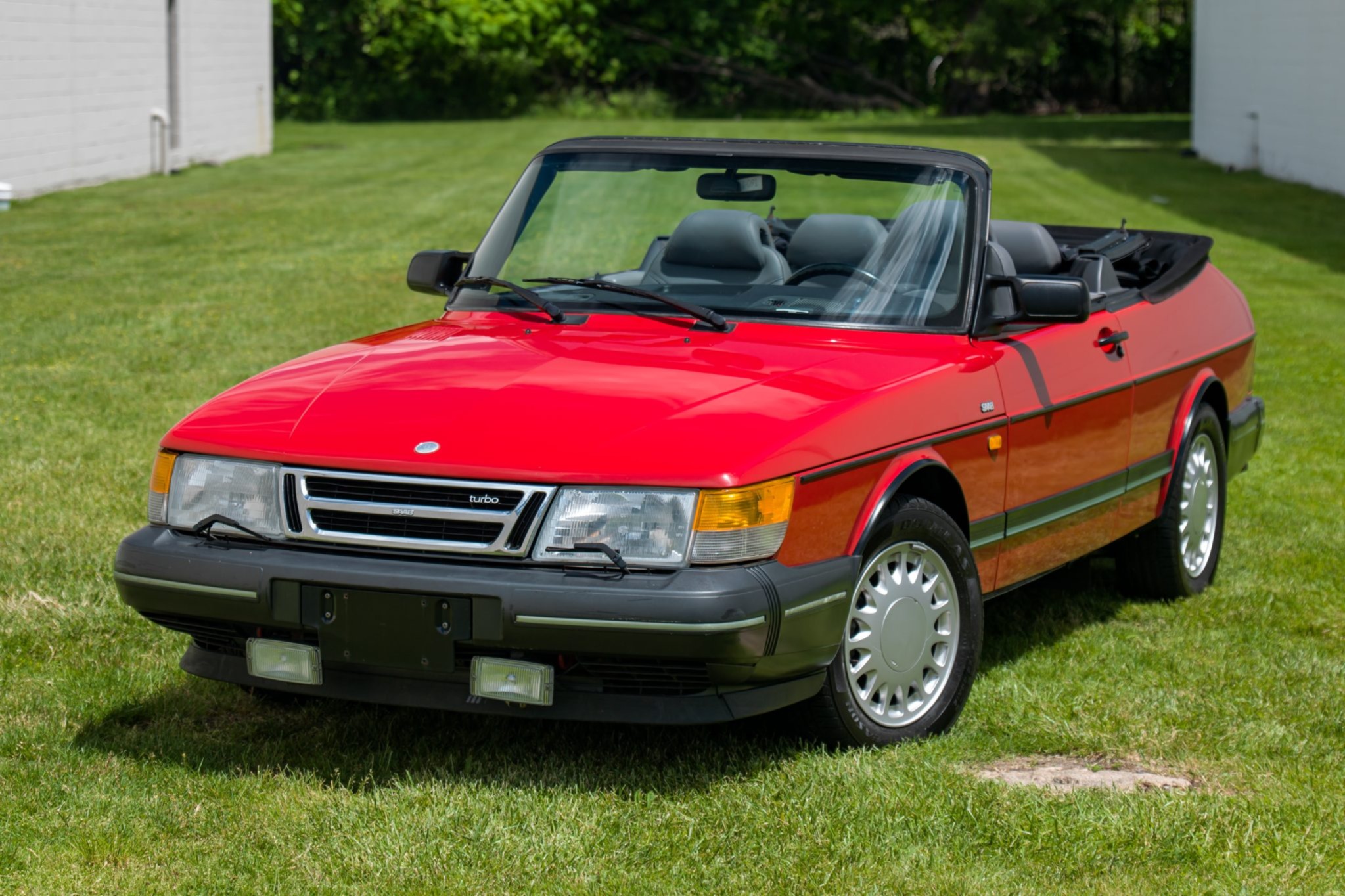 Used 40k-Mile 1991 Saab 900 Turbo Convertible 5-Speed Review