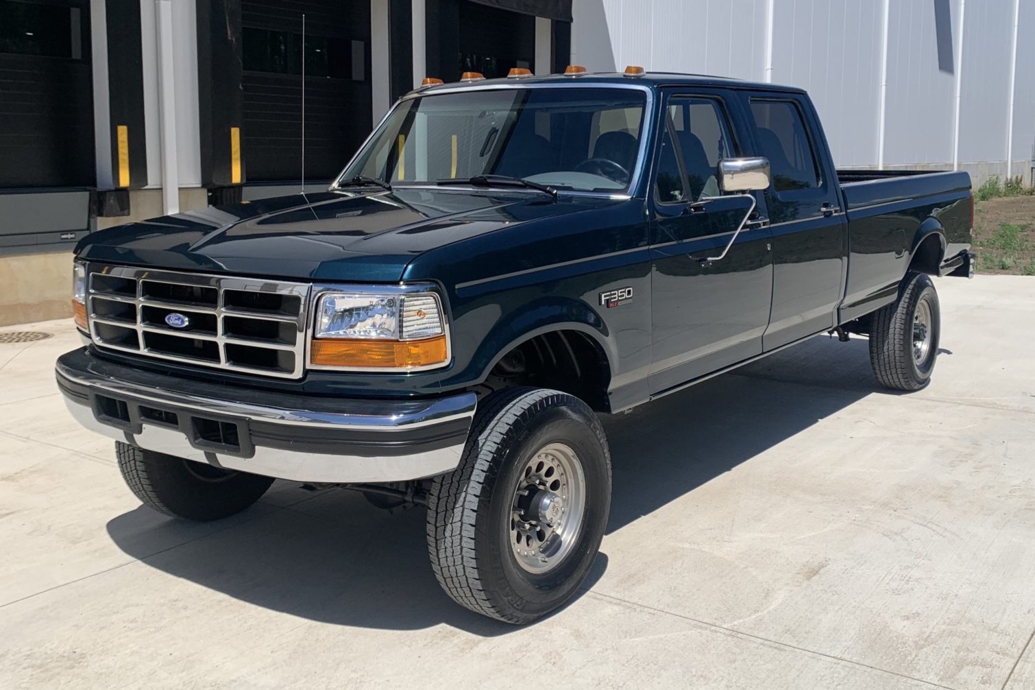 Used 1997 Ford F-350 XLT Crew Cab 7.5L 4×4 5-Speed Review