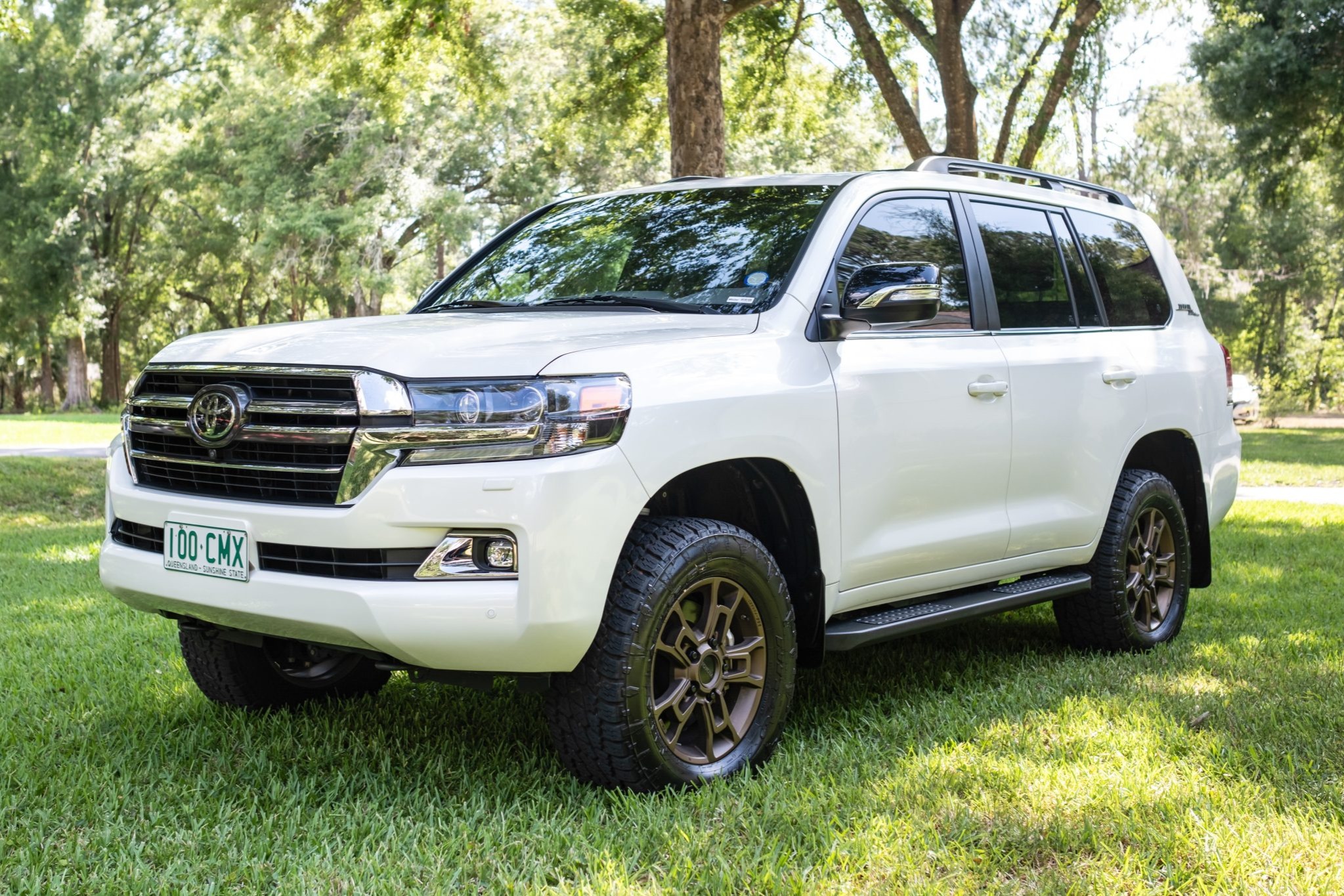 Used 2020 Toyota Land Cruiser URJ200 Heritage Edition Review