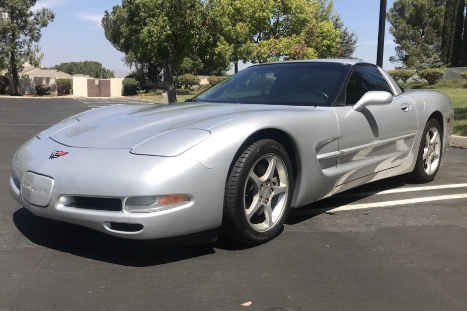 No Reserve: 2001 Chevrolet Corvette Coupe