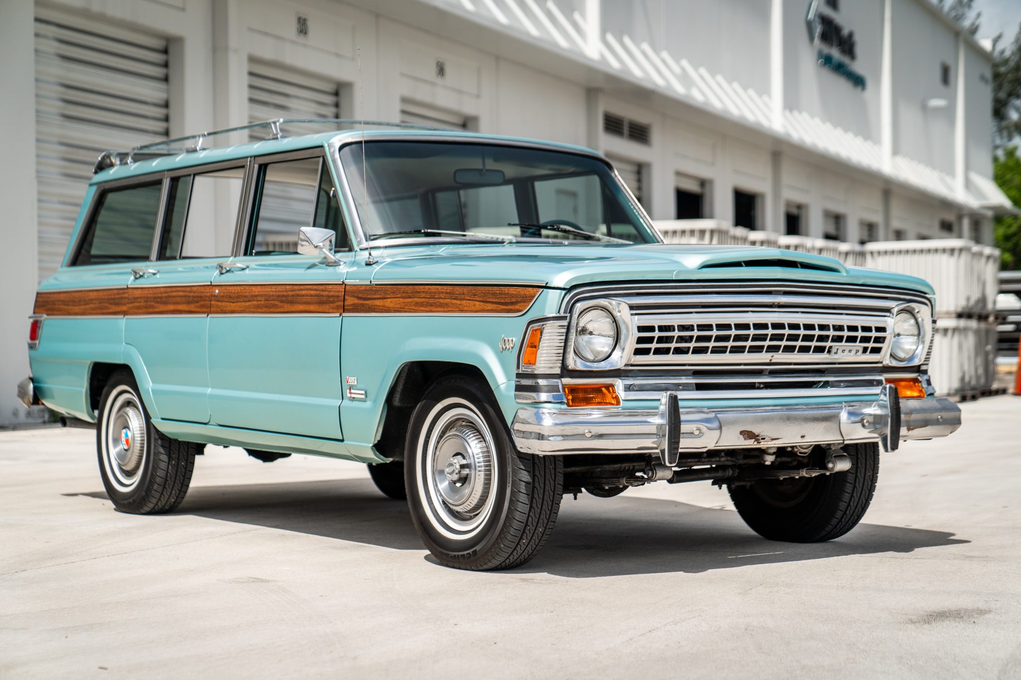Used 1970 Jeep Wagoneer Review